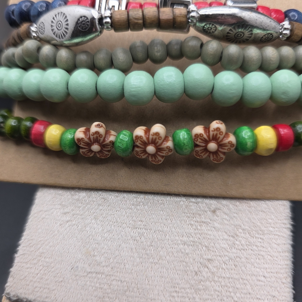 Fashion Jewelry Multicolor Beaded Bracelets - Picture 2 of 2